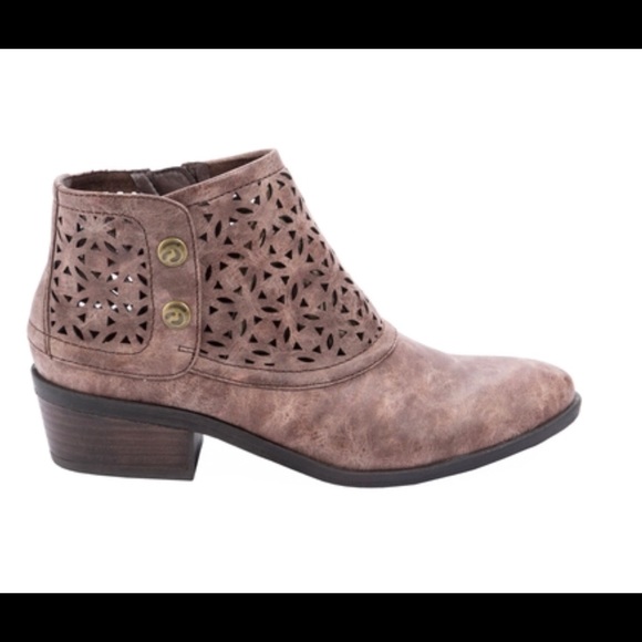 BareTraps Shoes - Brown Ankle Boots